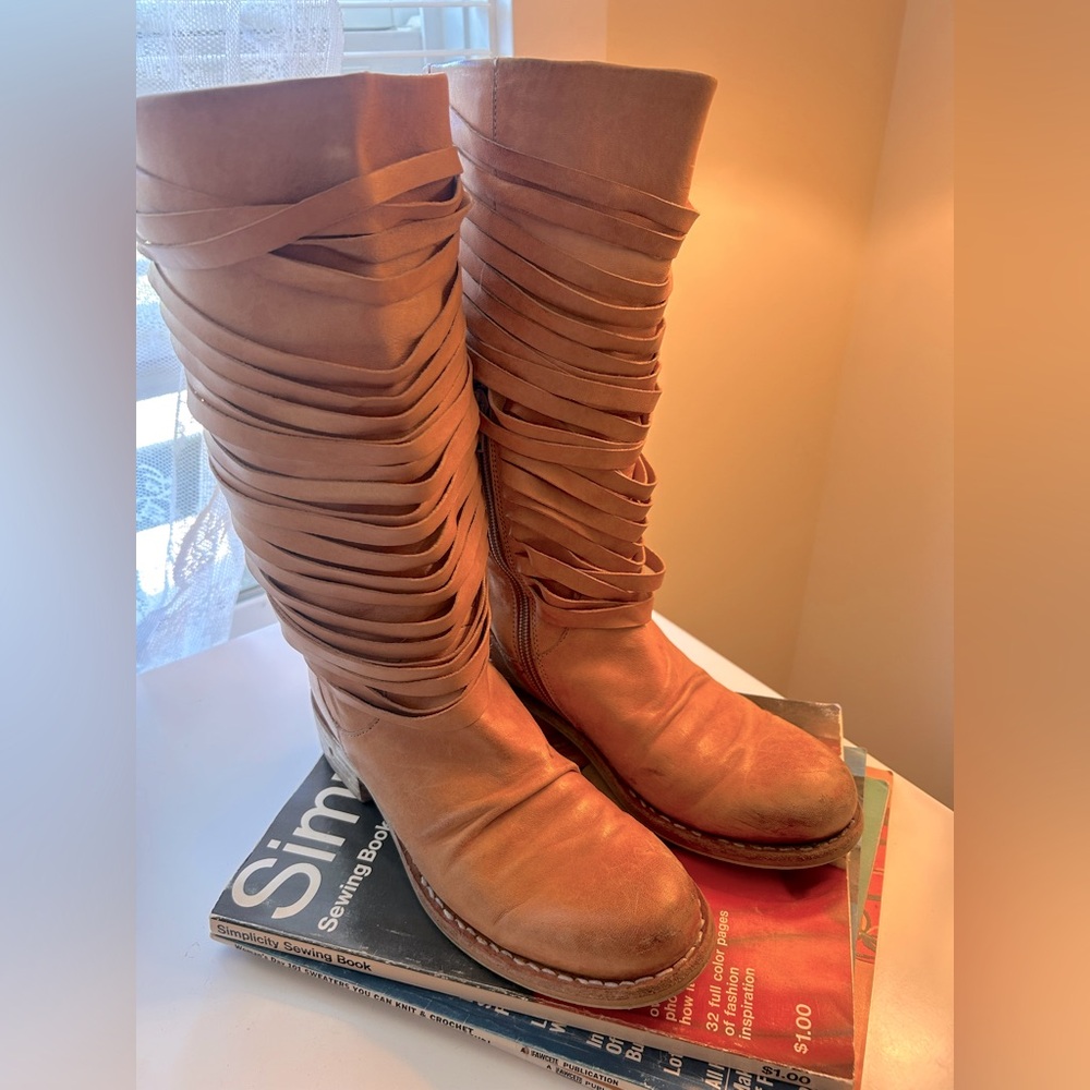 Prophecy Tan Brown Leather Fringe Boots